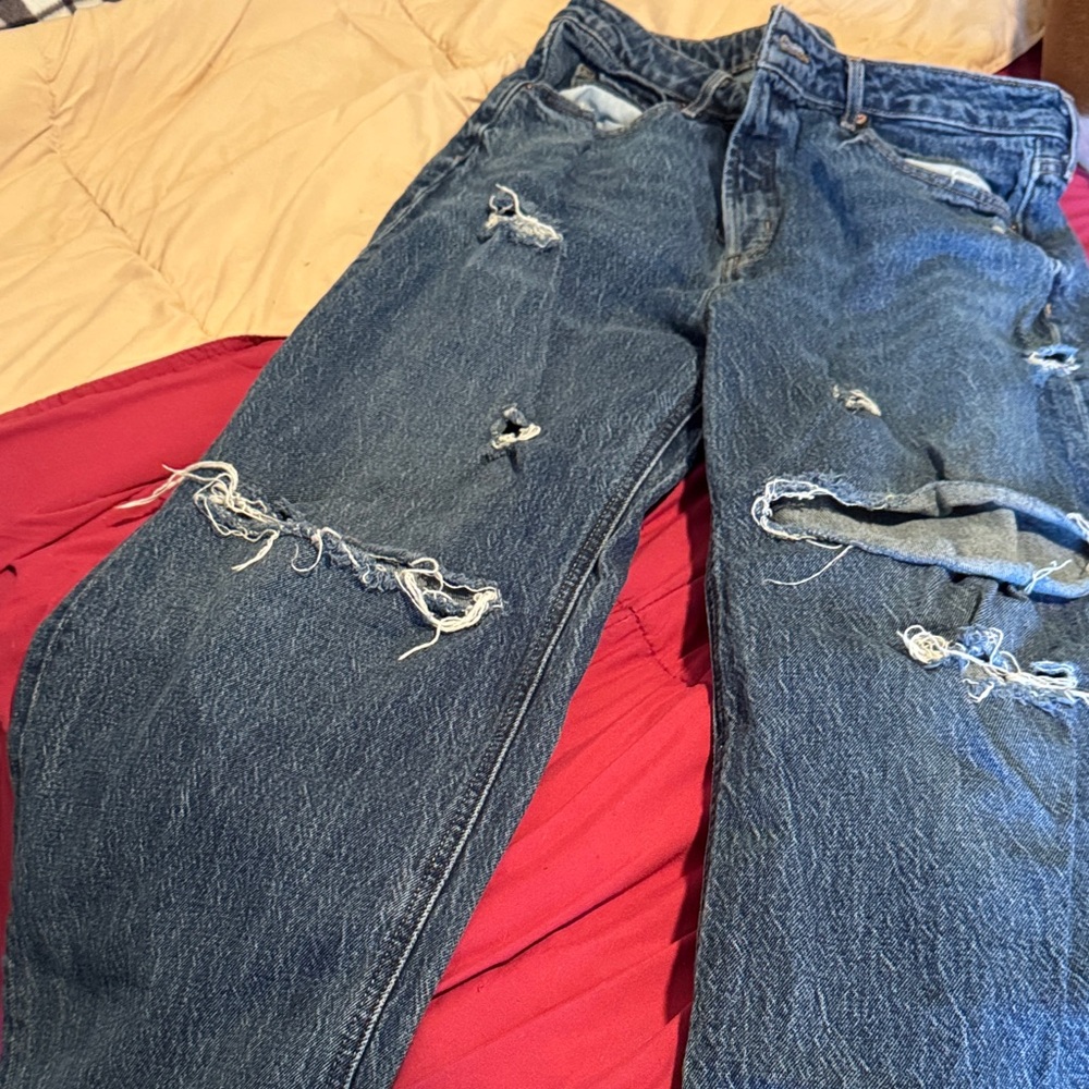 Old Navy extra high-rise sky, high white leg